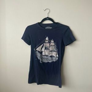 graphic tee
